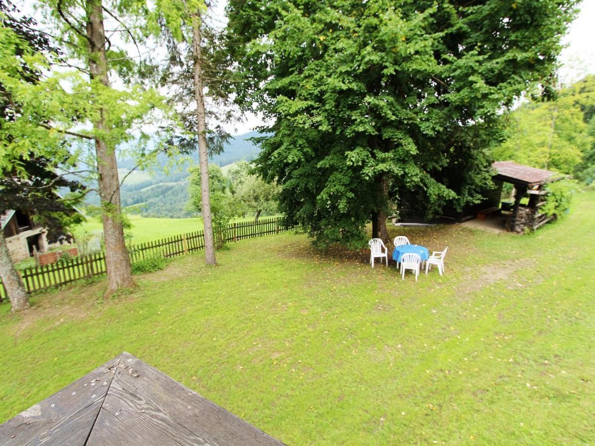 Quiet Holiday Home Near Ski Resort Neuhaus  Habitación foto